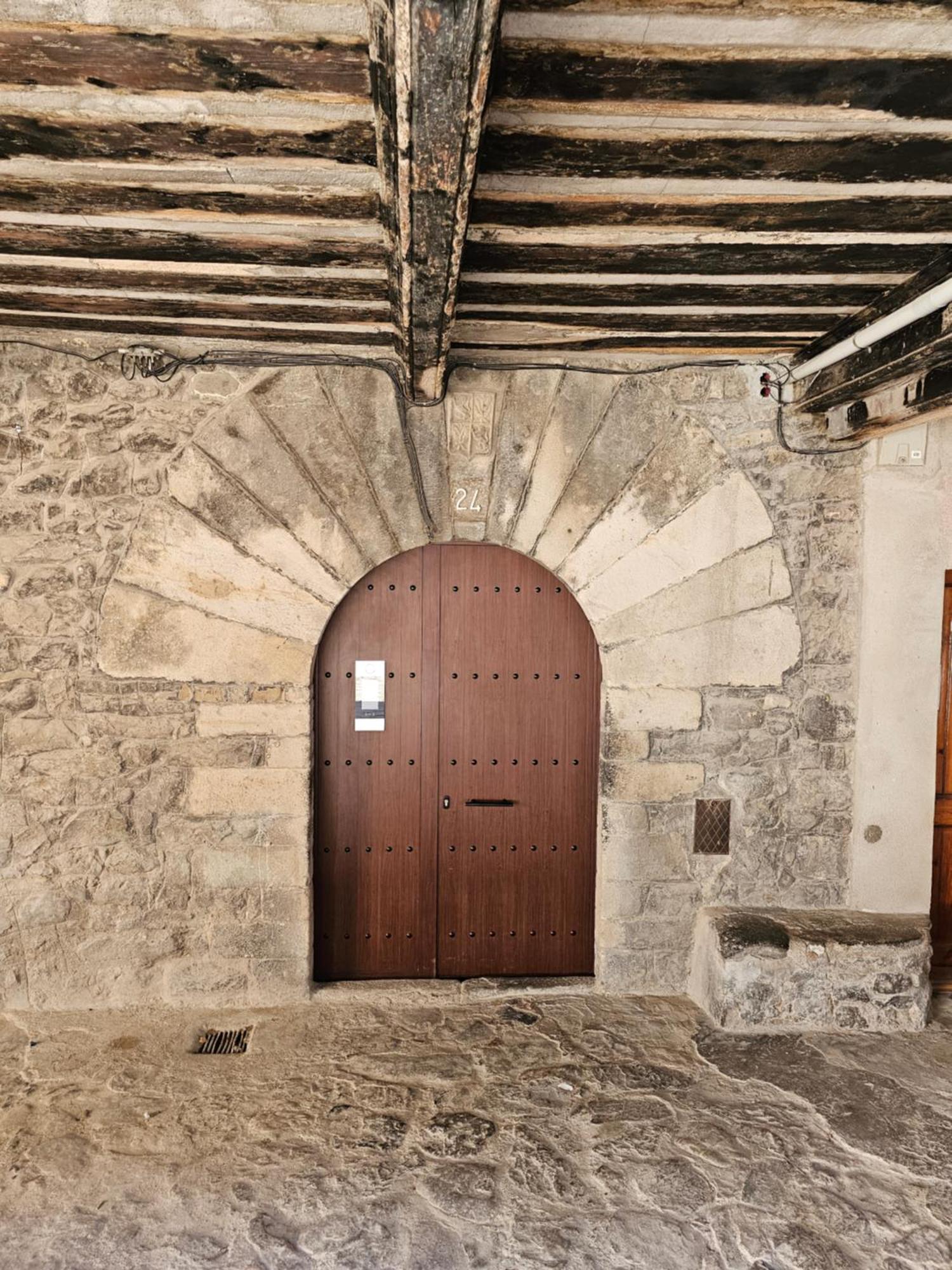 En El Corazon De Baga, Precioso Pueblo Medieval Exterior photo
